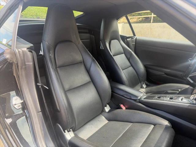 2014 Porsche 911 Carrera 4