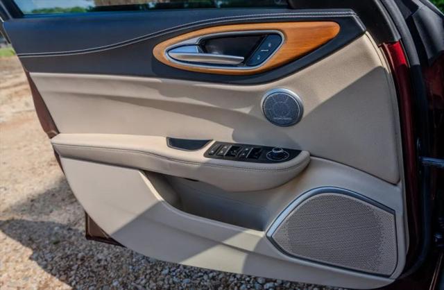 2019 Alfa Romeo Giulia Ti Lusso RWD