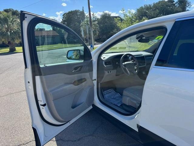 2019 GMC Acadia SLE-1