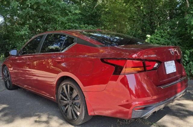 2021 Nissan Altima SR FWD