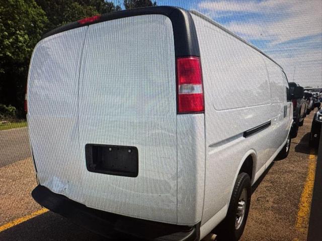 2022 Chevrolet Express Cargo Van RWD 2500 Extended Wheelbase WT