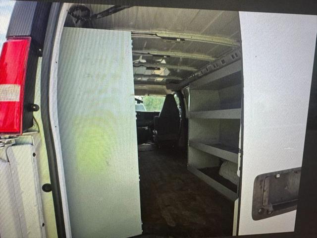 2022 Chevrolet Express Cargo Van RWD 2500 Extended Wheelbase WT