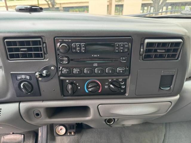 2004 Ford F-350 XLT