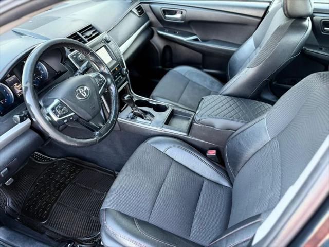 2017 Toyota Camry SE