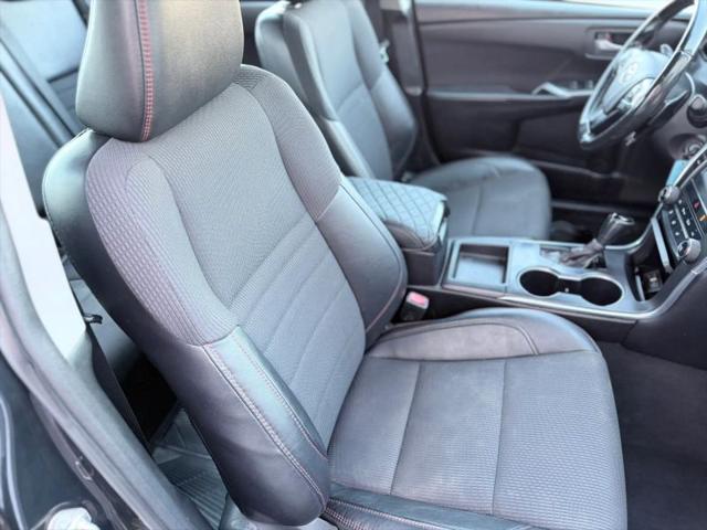 2017 Toyota Camry SE