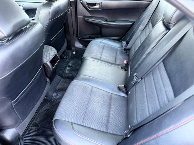 2017 Toyota Camry SE