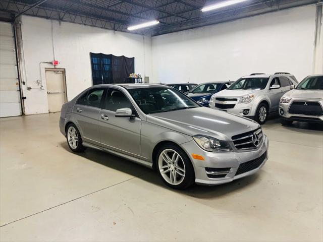 2014 Mercedes-Benz C-CLASS C 300 Luxury 4MATIC