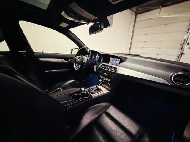 2014 Mercedes-Benz C-CLASS C 300 Luxury 4MATIC