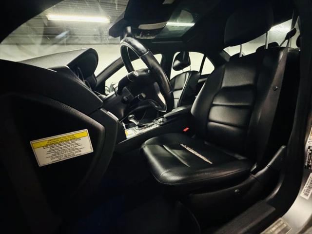 2014 Mercedes-Benz C-CLASS C 300 Luxury 4MATIC