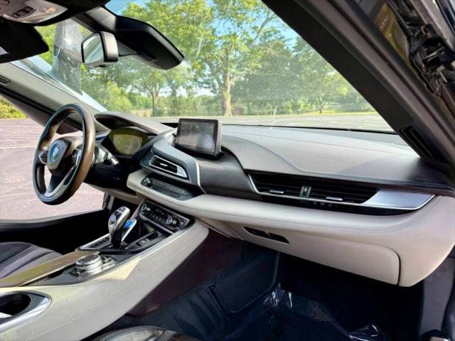 2015 BMW i8 Base