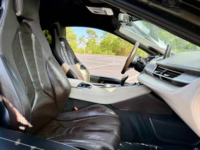2015 BMW i8 Base