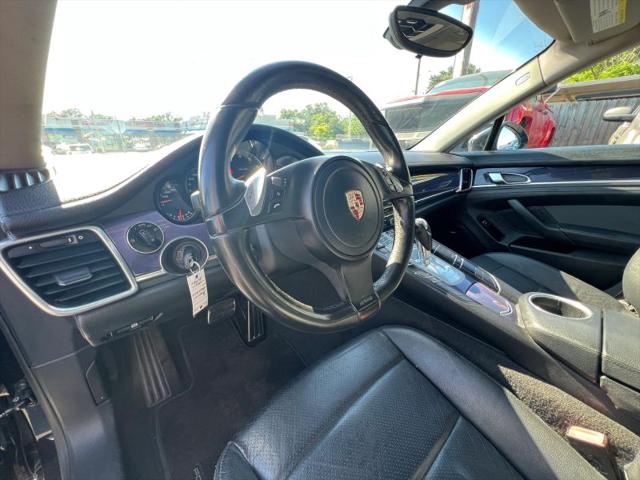 2011 Porsche Panamera 4