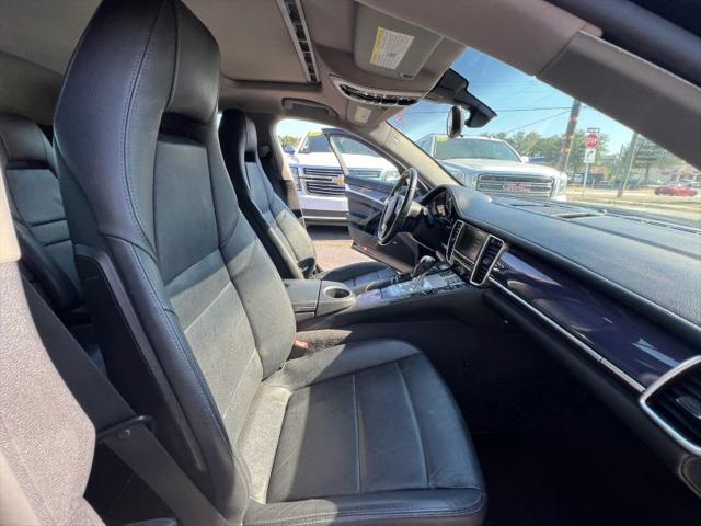 2011 Porsche Panamera 4