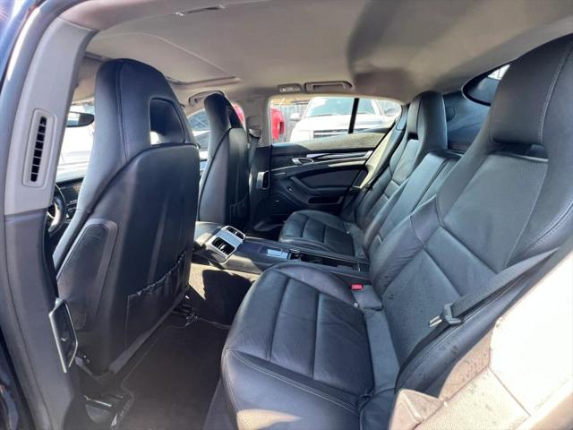 2011 Porsche Panamera 4