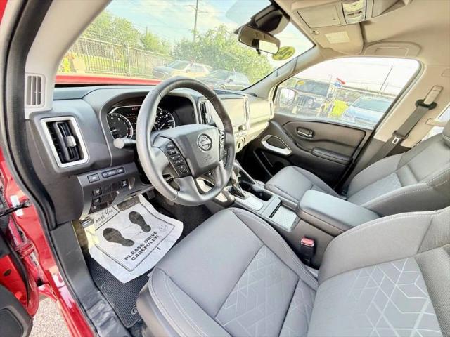 2025 Nissan Frontier Crew Cab SV 4x2