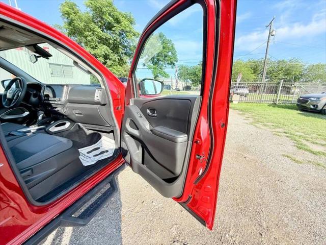 2025 Nissan Frontier Crew Cab SV 4x2