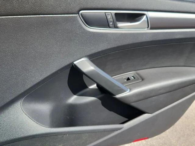 2017 Volkswagen Passat 1.8T R-Line