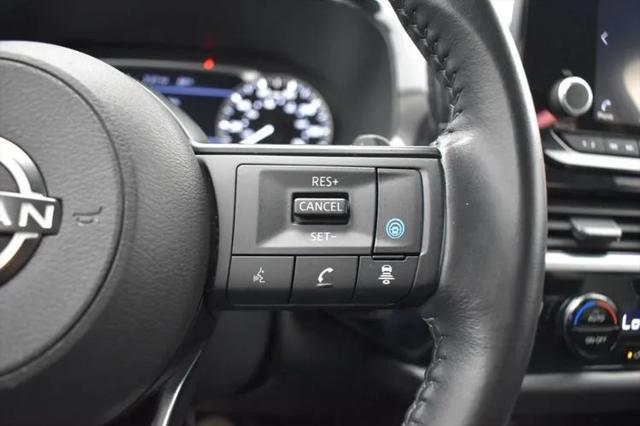 2024 Nissan Pathfinder SV FWD