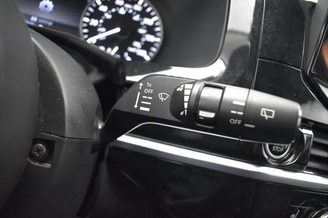 2024 Nissan Pathfinder SV FWD