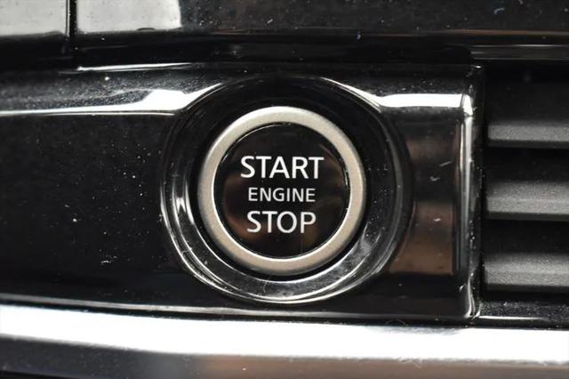 2024 Nissan Pathfinder SV FWD