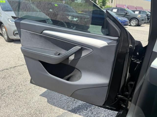 2024 Tesla Model Y Long Range Dual Motor All-Wheel Drive
