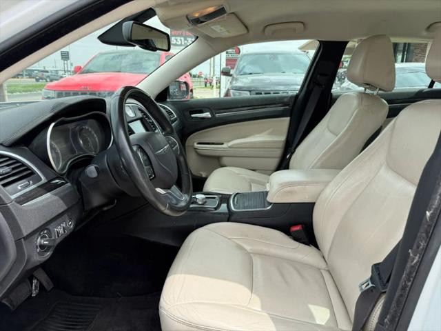 2015 Chrysler 300 Limited