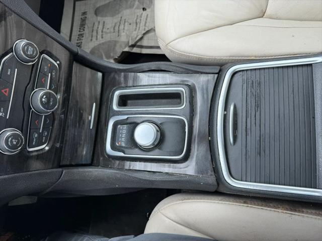 2015 Chrysler 300 Limited