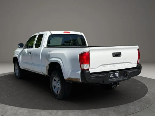 2016 Toyota Tacoma SR