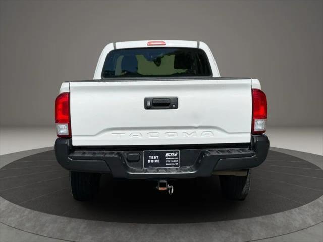 2016 Toyota Tacoma SR