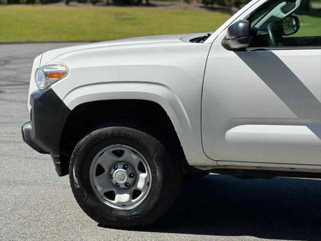 2016 Toyota Tacoma SR