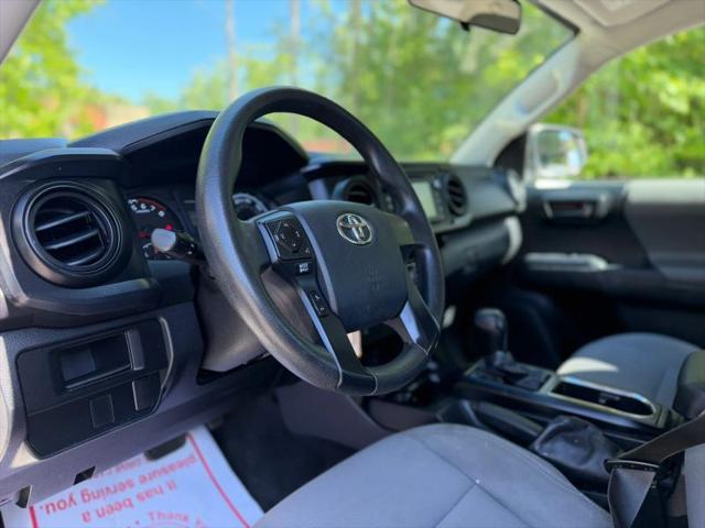2016 Toyota Tacoma SR
