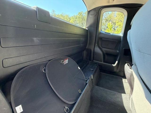 2016 Toyota Tacoma SR