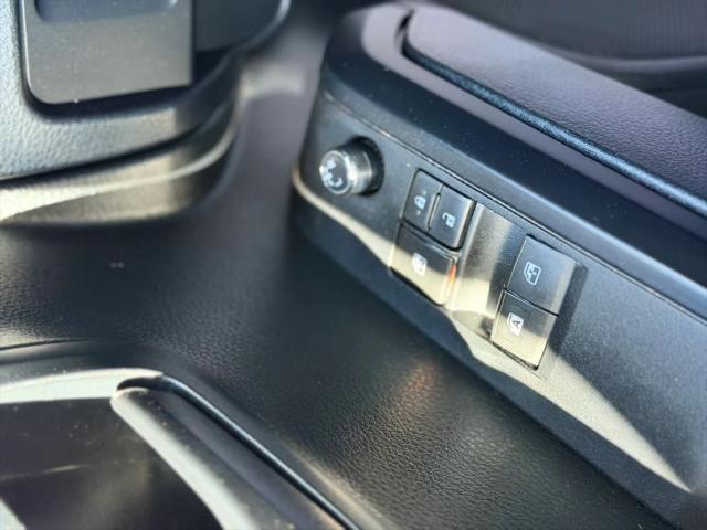 2016 Toyota Tacoma SR
