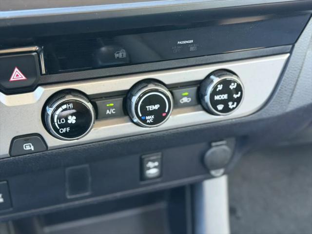 2016 Toyota Tacoma SR