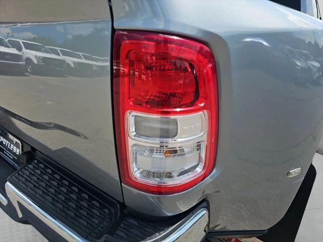 2024 Ram 3500 Tradesman Crew Cab 4x4 8' Box