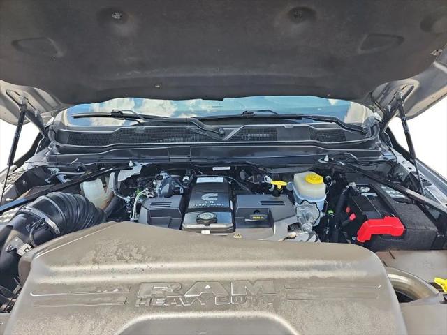 2024 Ram 3500 Tradesman Crew Cab 4x4 8' Box
