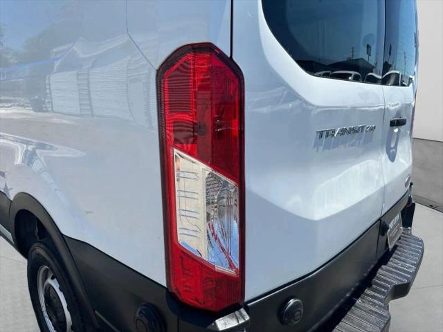 2019 Ford Transit w/60/40 Side Door w/LWB