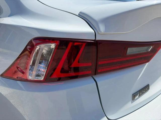 2015 Lexus IS 250 Crafted Line