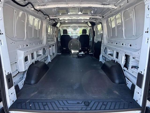 2022 Ford E-Transit-350 Cargo Van w/RWB