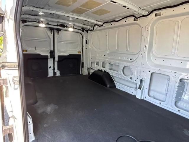 2022 Ford E-Transit-350 Cargo Van w/RWB