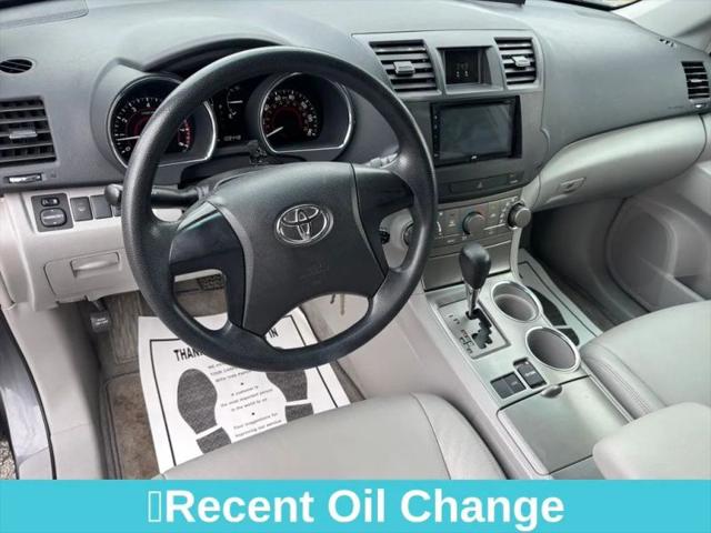2009 Toyota Highlander Base