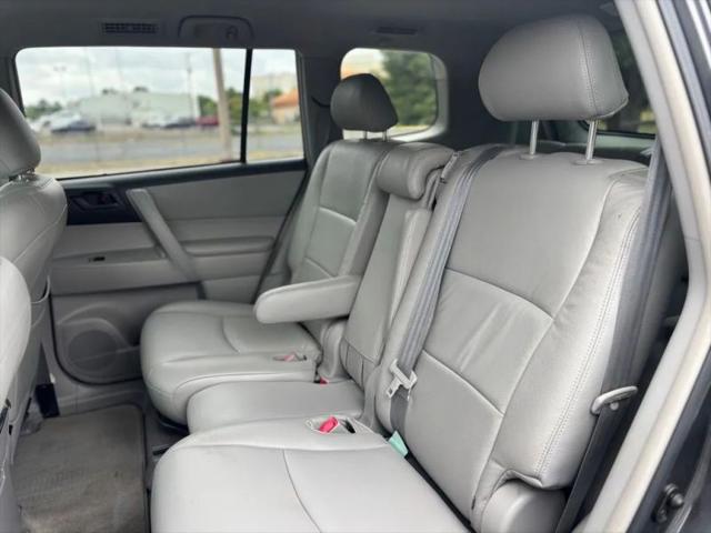 2009 Toyota Highlander Base