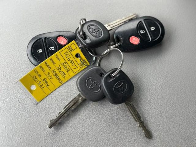 2009 Toyota Highlander Base