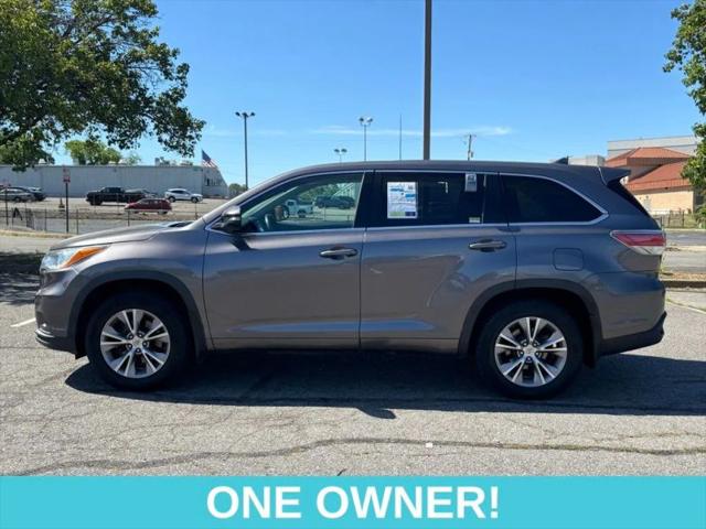 2014 Toyota Highlander LE Plus V6