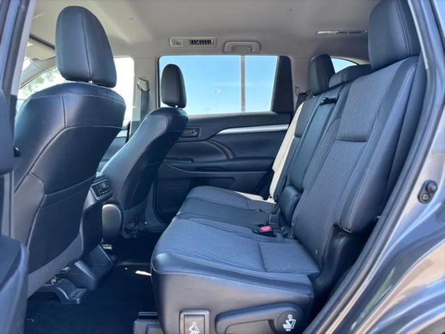 2014 Toyota Highlander LE Plus V6