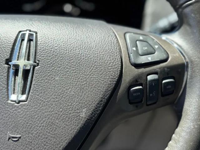 2014 Lincoln MKX Base
