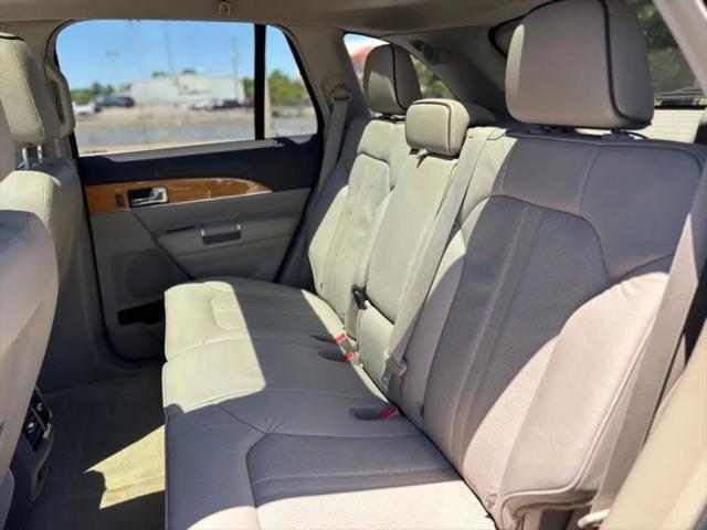 2014 Lincoln MKX Base