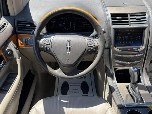 2014 Lincoln MKX Base