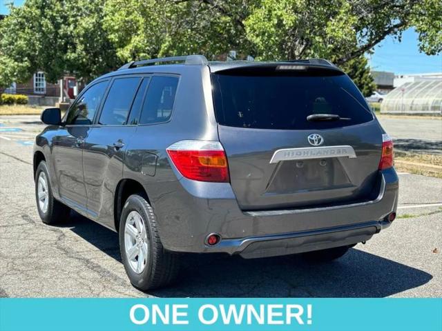 2010 Toyota Highlander Base