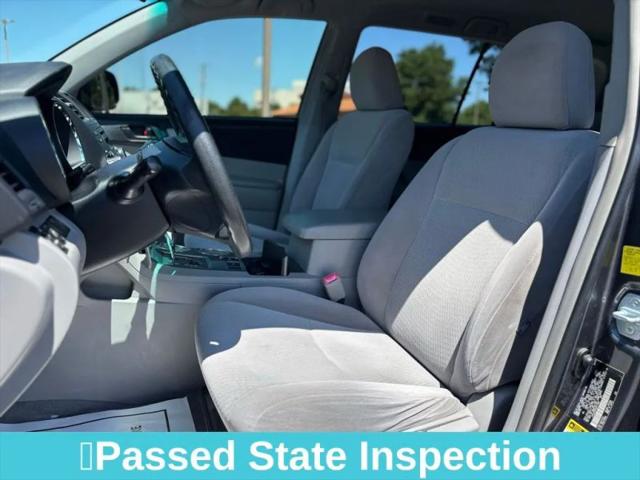 2010 Toyota Highlander Base